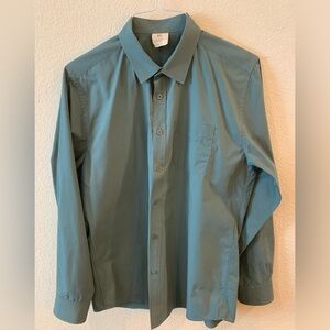 BENCH- Men’s long sleeve dress shirt (XLarge).